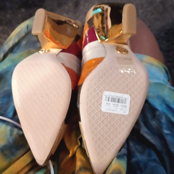 Tory Burch Lila boots size 5 - Picture 4 of 4